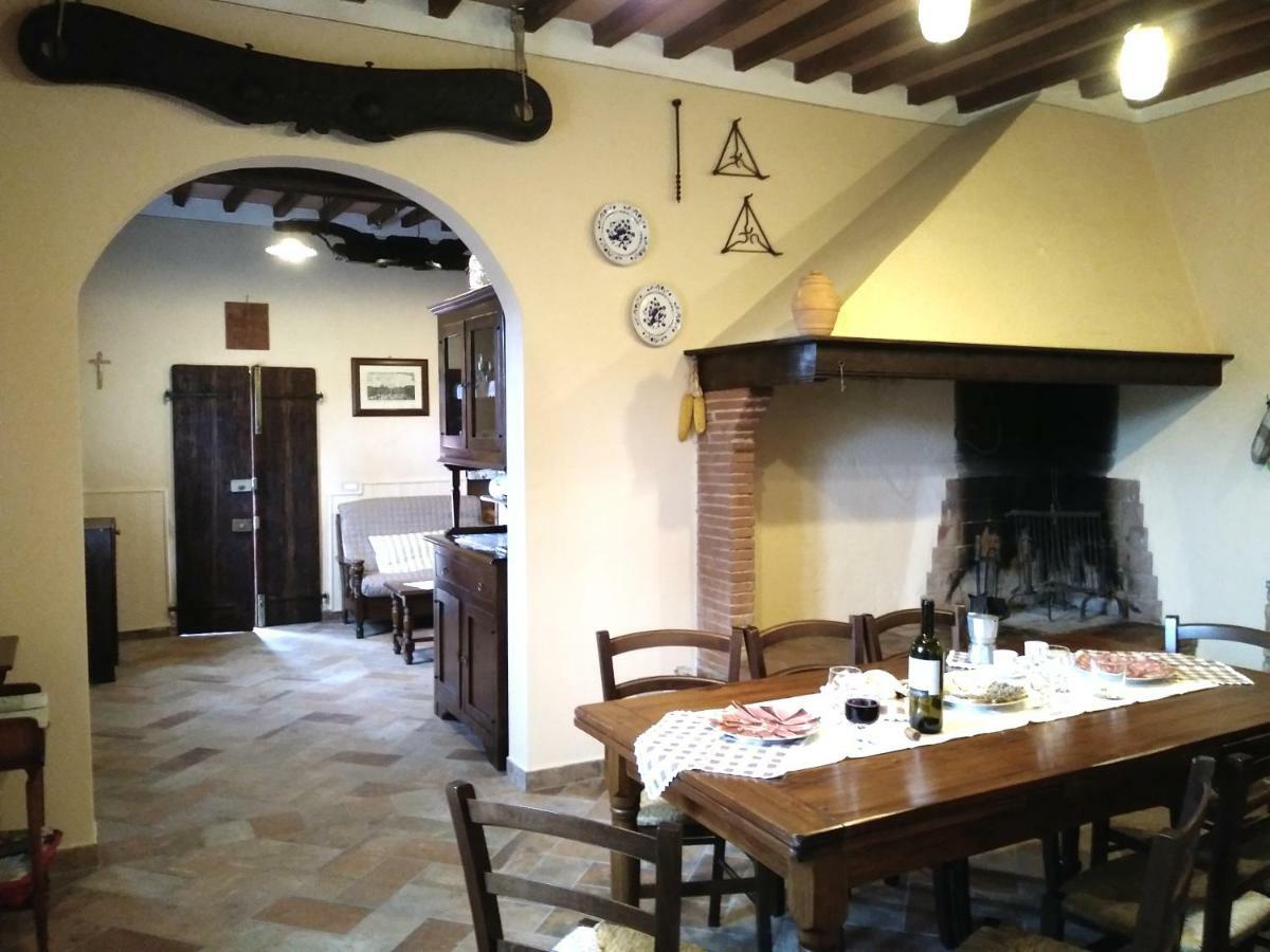 Podere Il Leccione Palaia Dış mekan fotoğraf